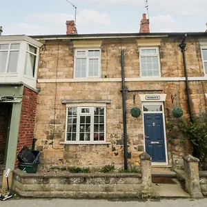 Holiday home Hogwarts, Pickering